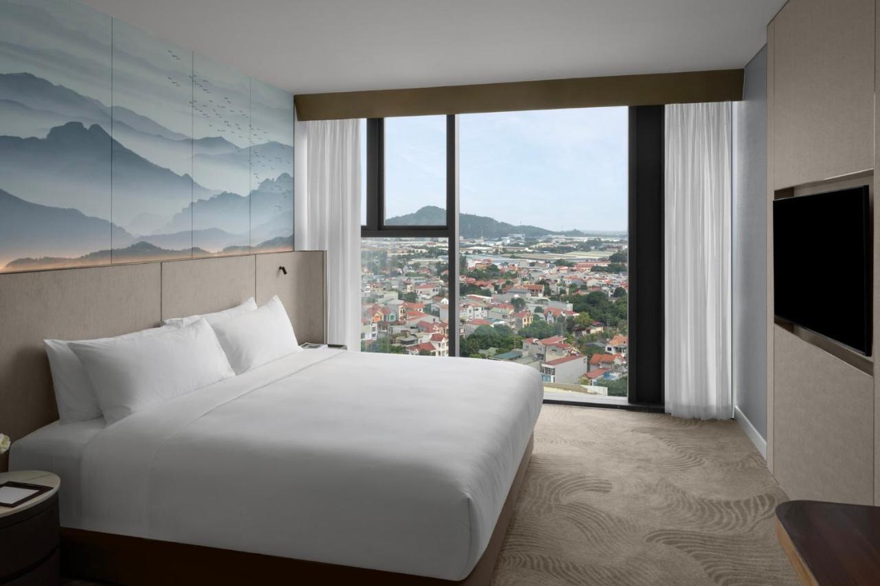 Crowne Plaza Vinh Yen City Centre By Ihg Bagian luar foto