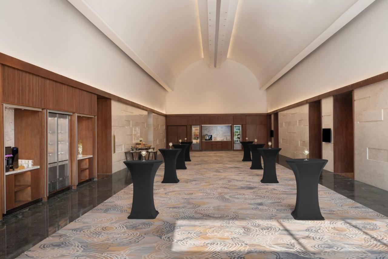 Crowne Plaza Vinh Yen City Centre By Ihg Bagian luar foto