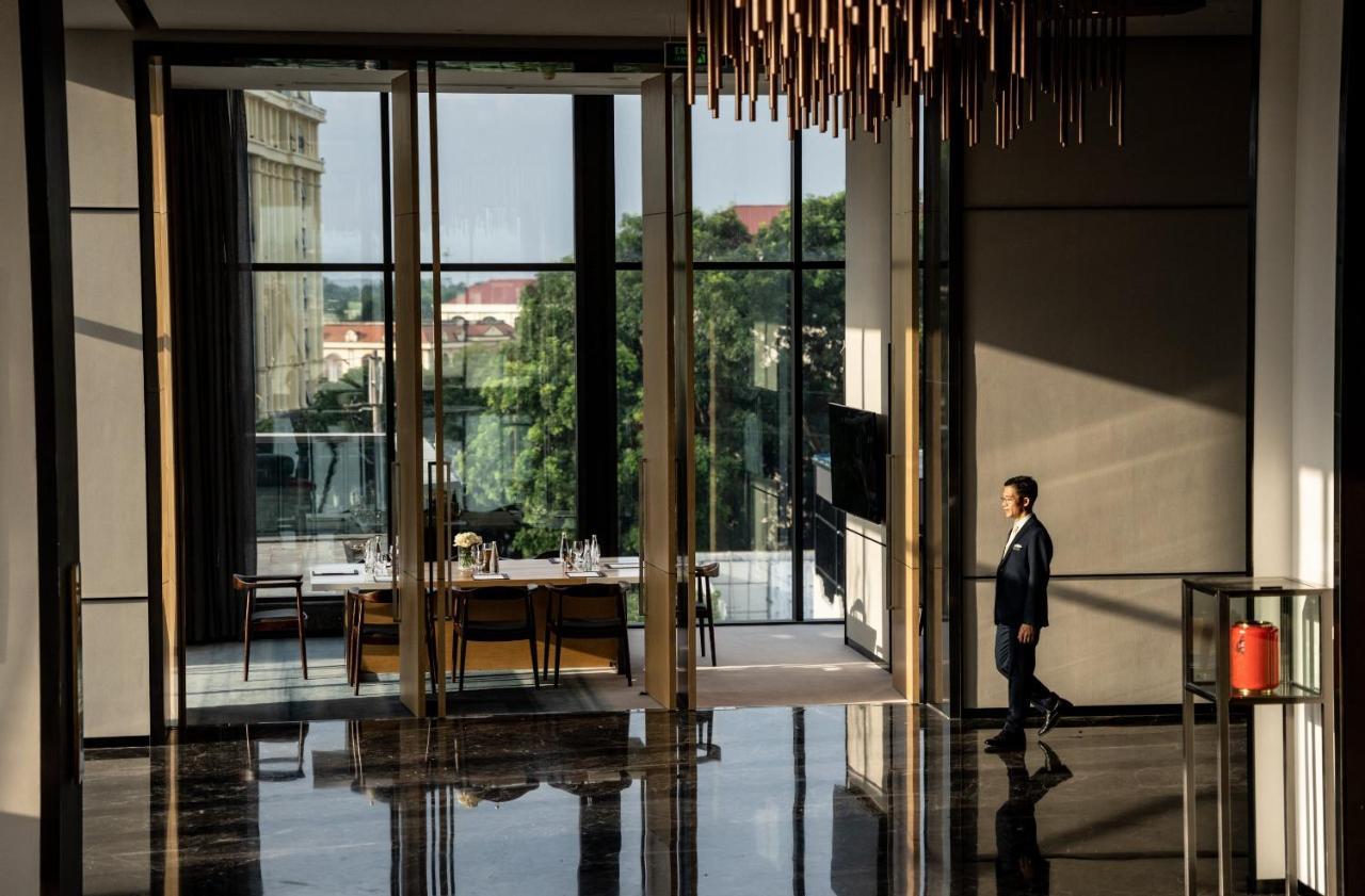 Crowne Plaza Vinh Yen City Centre By Ihg Bagian luar foto